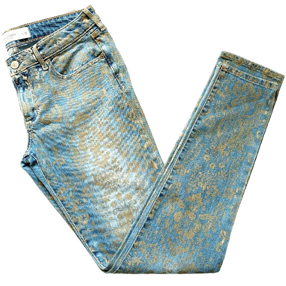 Abercrombie & Fitch Denim - Abercrombie 28 6 Gold Embossed Jeans 29in. Inseam